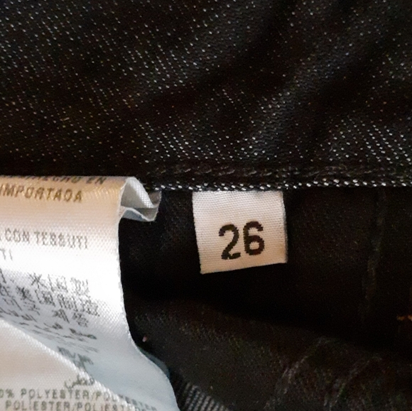 Guess Jeans - Picture 4 of 4